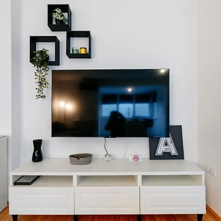 Serenity Downtown Apartament *