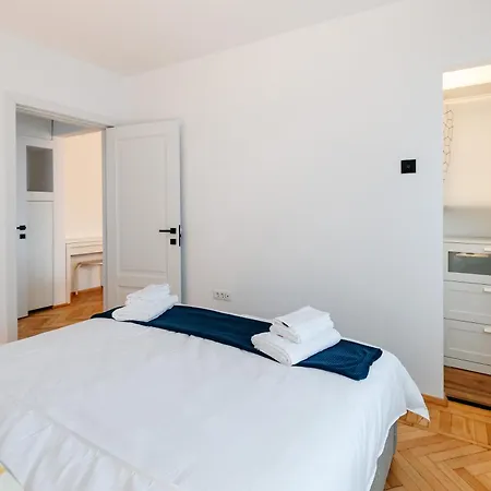 Serenity Downtown Daire *