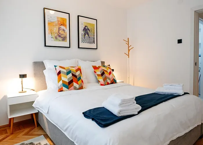 Serenity Downtown Apartamento Bucarest